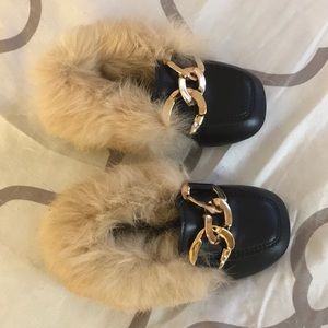 Black faux fur loafers